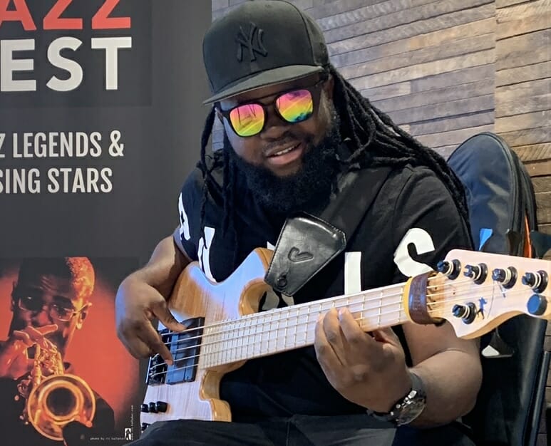 How Much is the Electric Guitar in Lagos